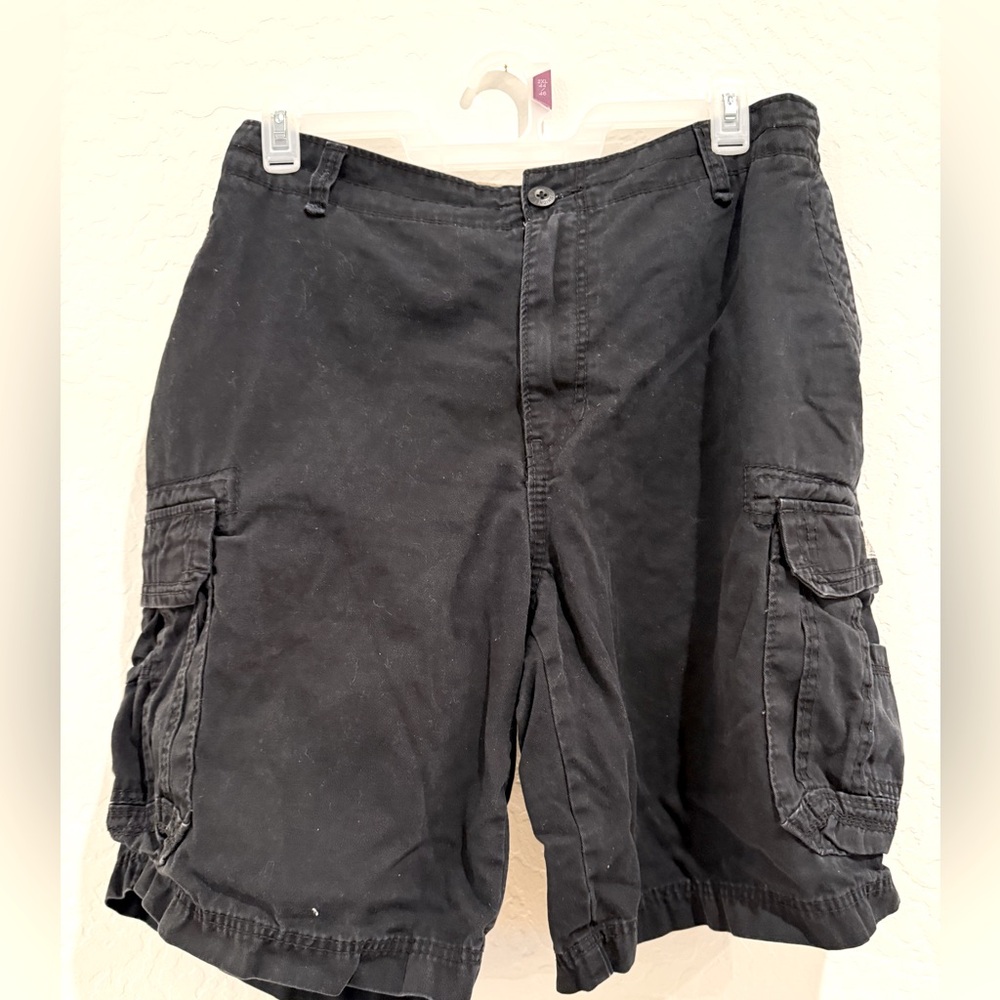 Men’s Unionbay cargo shirts size 44